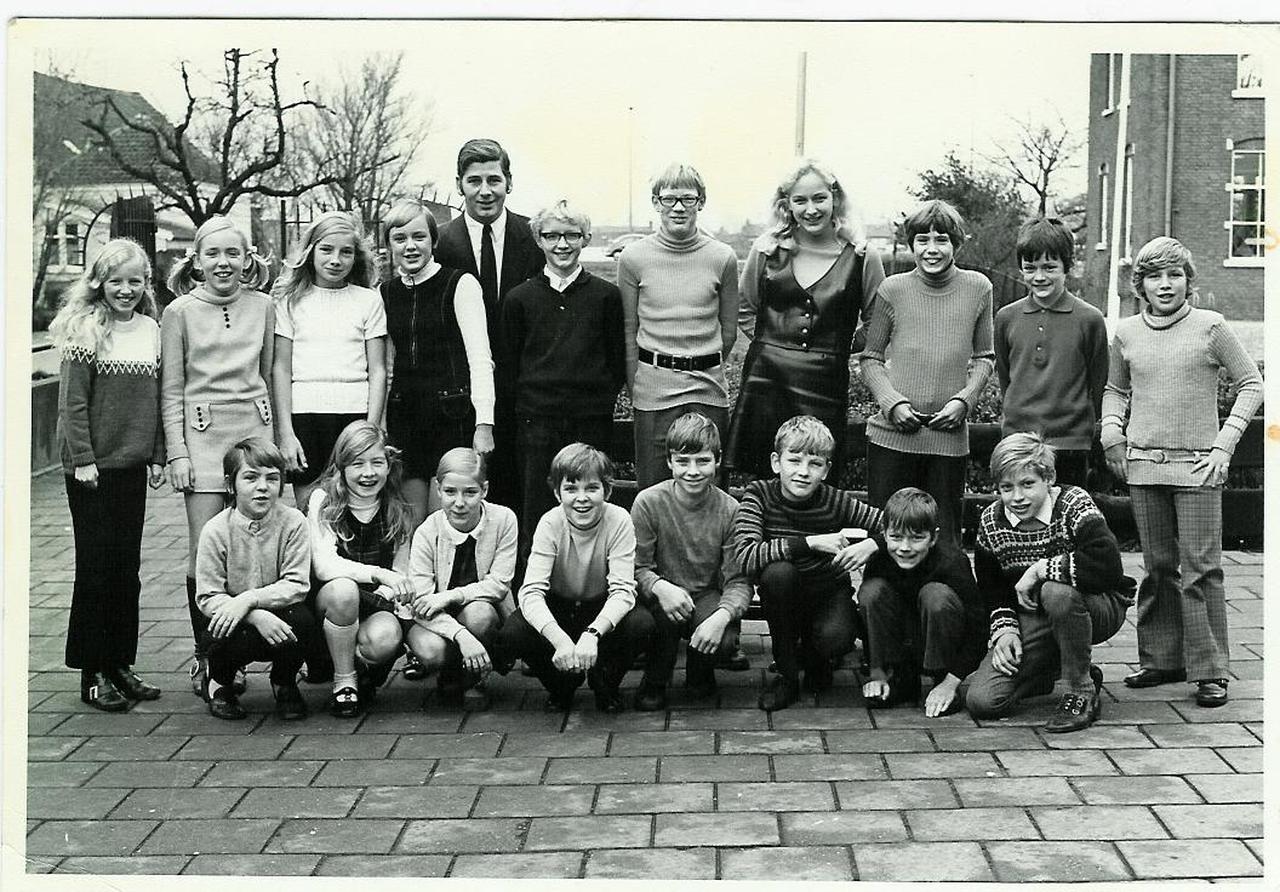 Heilige Hartschool Klas 6 1969